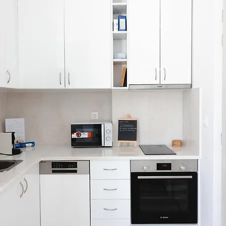 Rhea Sea Breeze Apartmán