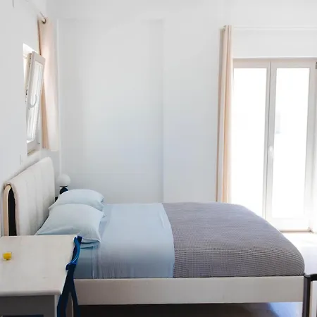 Rhea Sea Breeze Apartmán *